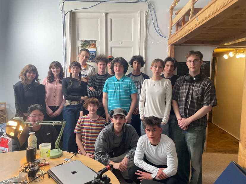 “When you’re young with a cute face, it’s easier to ask questions” – Inside Balzac, the Hungarian student media quoted by senior journalists