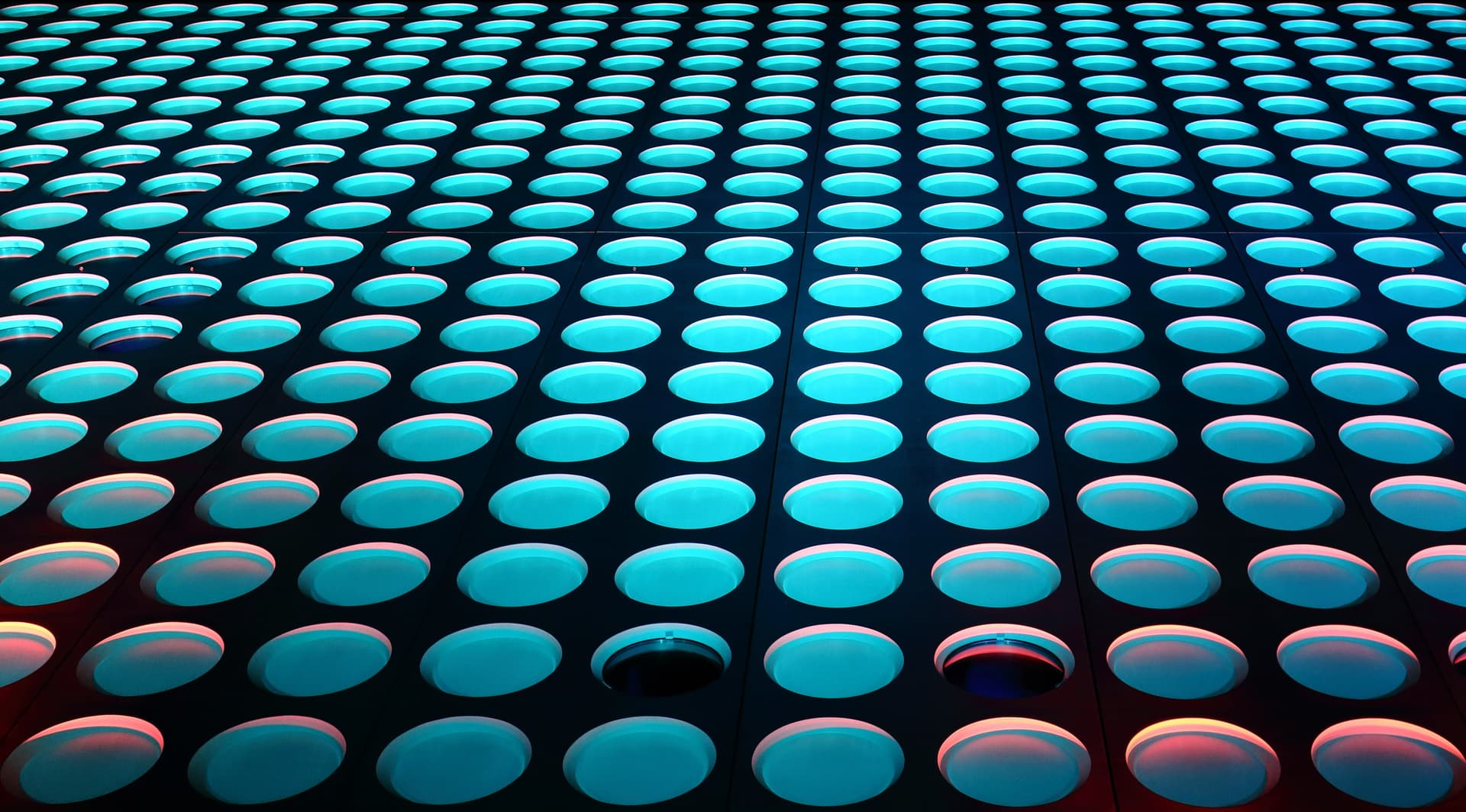 Moving communities online (without losing their substance)