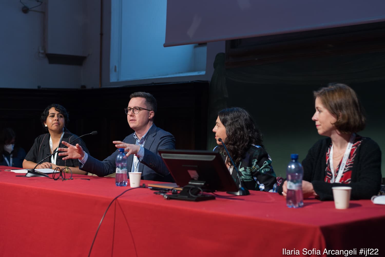 Switching from journalism to project management – interview with Euronews’ Thomas Seymat