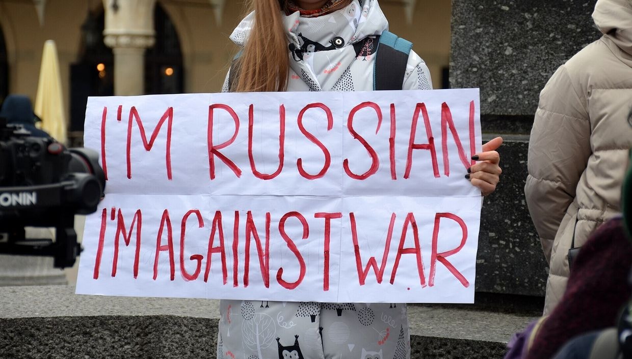 Novosti-26, the independent media outlet explaining war to Russian teenagers